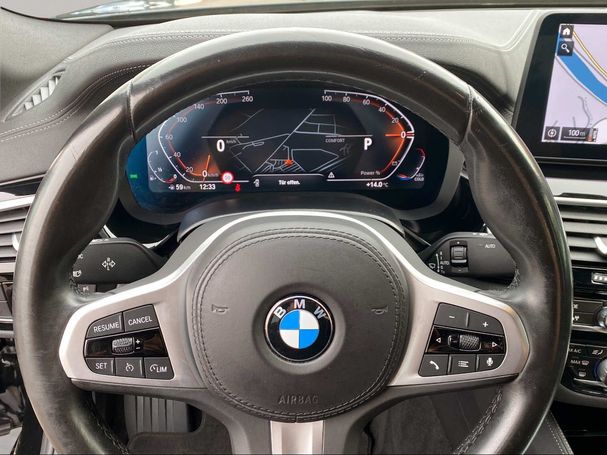 BMW 520i 135 kW image number 12