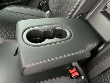 Car image 36