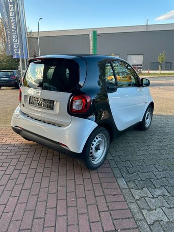 Smart ForTwo coupe EQ 60 kW image number 2