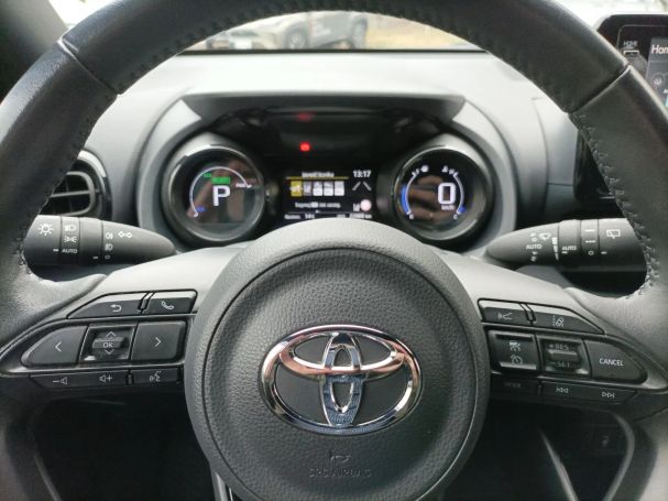 Toyota Yaris 1.5 68 kW image number 12