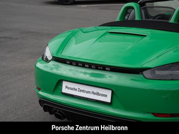 Car image 33