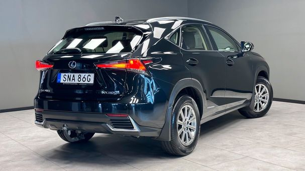 Lexus NX 300 h AWD 146 kW image number 22