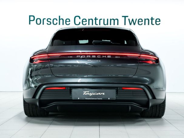 Porsche Taycan 320 kW image number 2