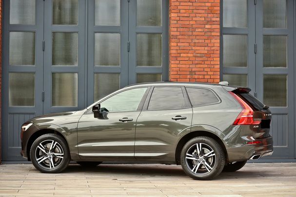 Volvo XC60 B4 AWD Geartronic RDesign 145 kW image number 11