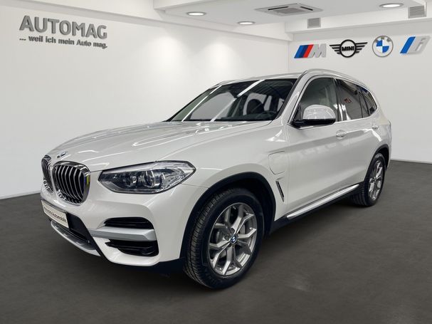 BMW X3 xDrive30e 215 kW image number 1