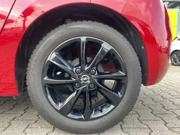 Car image 24