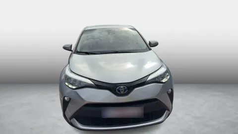 Car image 2