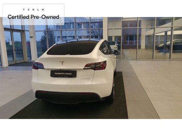 Tesla Model Y Long Range AWD 258 kW image number 17