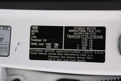 Car image 40