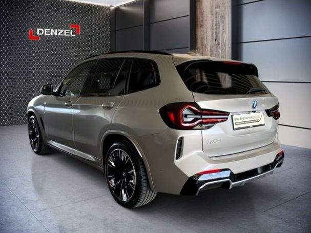 BMW iX3 210 kW image number 4