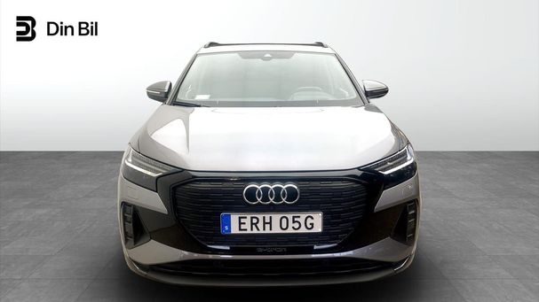 Audi Q4 45 quattro e-tron 197 kW image number 2