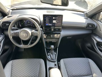 Car image 10