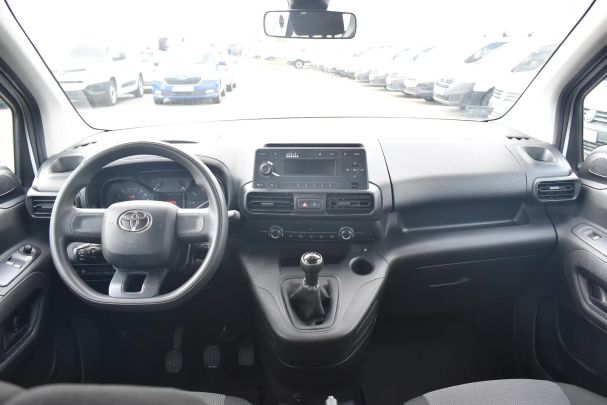 Toyota Proace Verso 75 kW image number 12