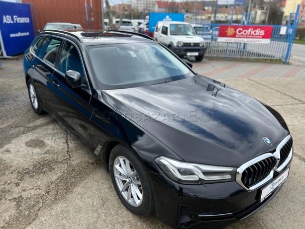 BMW 530d Touring xDrive 210 kW image number 10