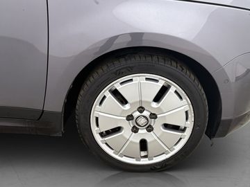 Car image 34