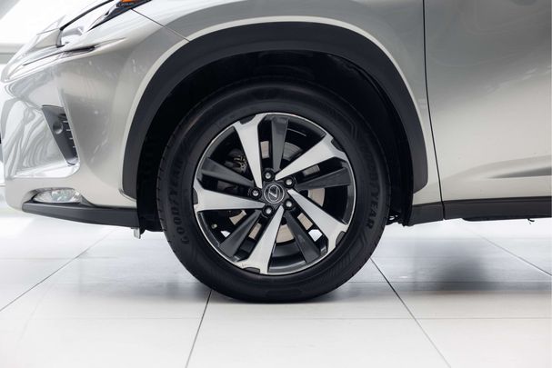 Lexus NX 300 h AWD 145 kW image number 46