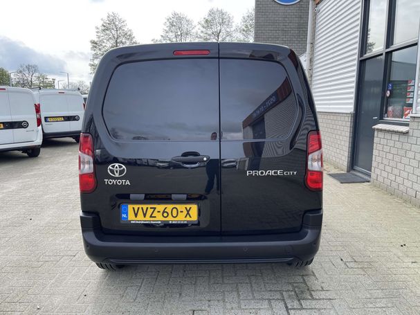 Toyota Proace City 1.5 D-4D 75 kW image number 8