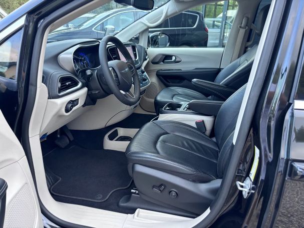 Chrysler Pacifica 209 kW image number 15