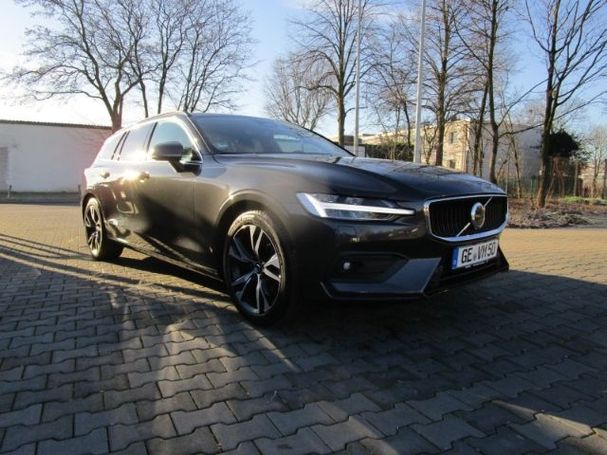 Volvo V60 B4 145 kW image number 2