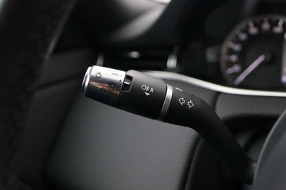 Car image 33