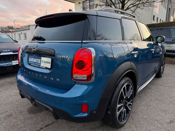 Mini Cooper SE Countryman ALL4 165 kW image number 2