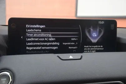 Car image 34