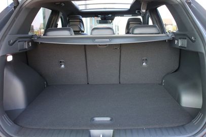 Car image 36