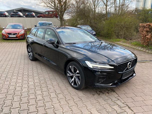 Volvo V60 T6 R Design Expression AWD 251 kW image number 2