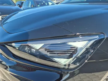 Car image 38
