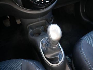 Car image 30