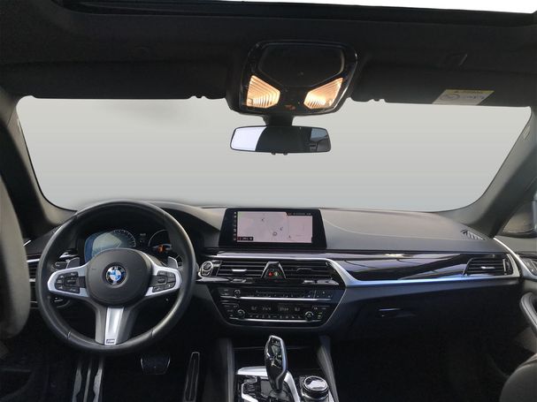 BMW 530d Touring 195 kW image number 6