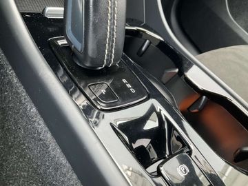 Car image 33