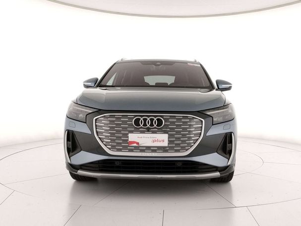 Audi Q4 50 quattro e-tron S-line 220 kW image number 16