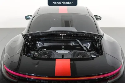 Car image 30