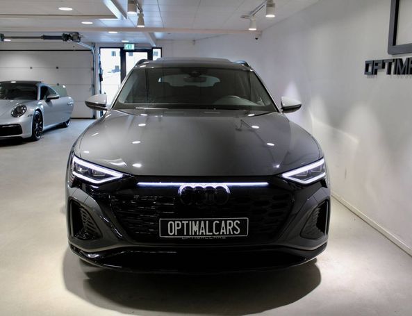 Audi Q8 50 e-tron S-line 250 kW image number 9