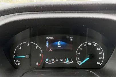 Car image 22