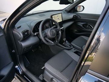 Car image 16