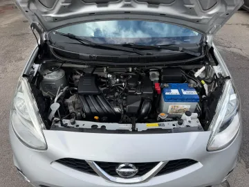 Car image 21