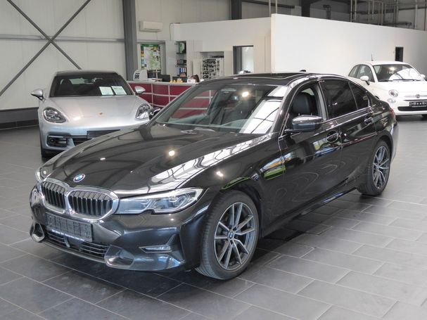 BMW 320d xDrive Sport Line 140 kW image number 1