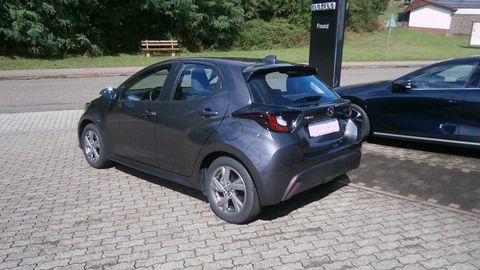 Car image 5
