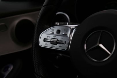 Car image 36