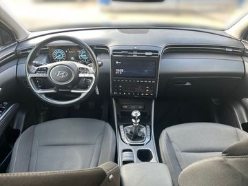 Car image 10