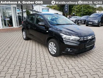 Car image 3