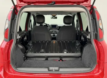 Car image 23