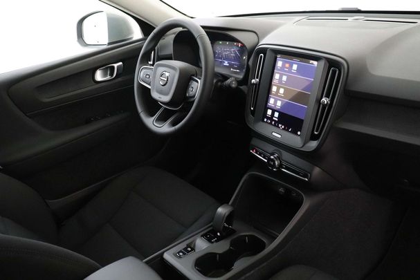 Volvo XC40 B3 Essential 120 kW image number 32