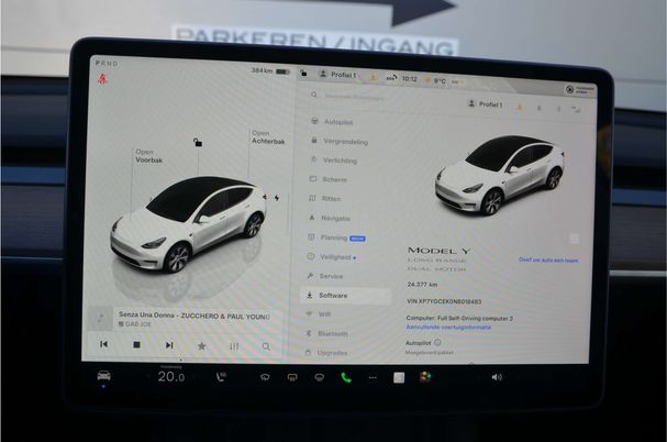 Tesla Model Y Long Range AWD 258 kW image number 21