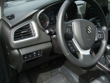 Car image 11