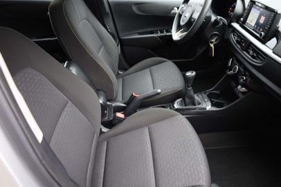 Car image 31