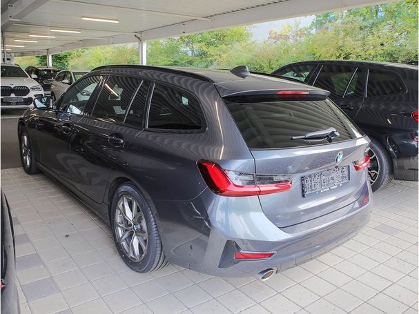 BMW 330 Touring e Sport Line 215 kW image number 5