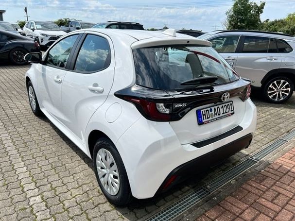 Toyota Yaris 1.0 Comfort 53 kW image number 4